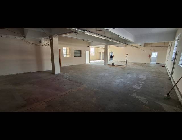 840M² BUILDING FOR SALE IN BENONI SOUTH